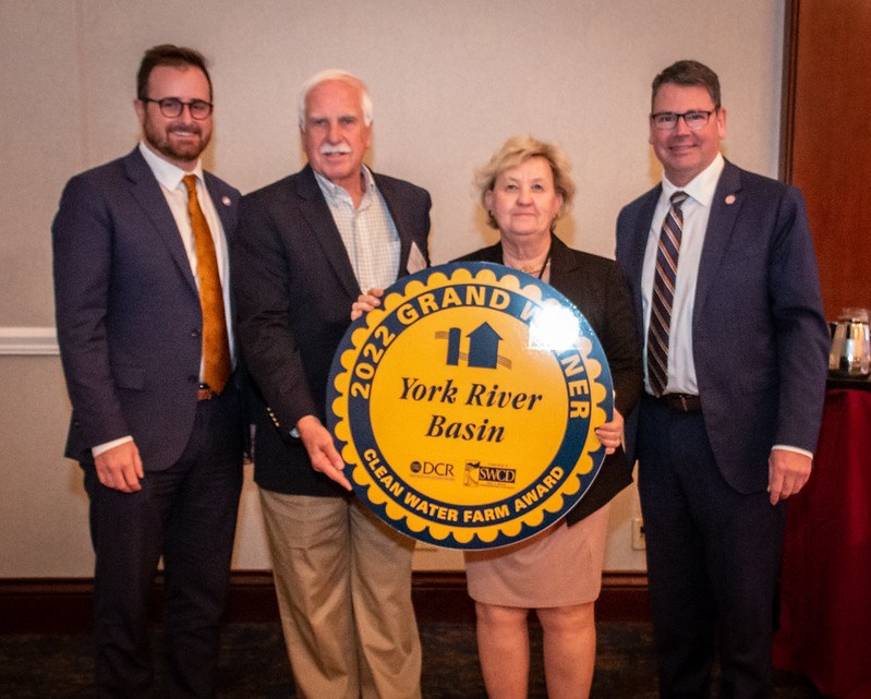 Grand Basin winners the Sedwicks with Acting Secretary of Natural and Historic Resources Travis Voyles and Secretary of Agriculture Matthew Lohr