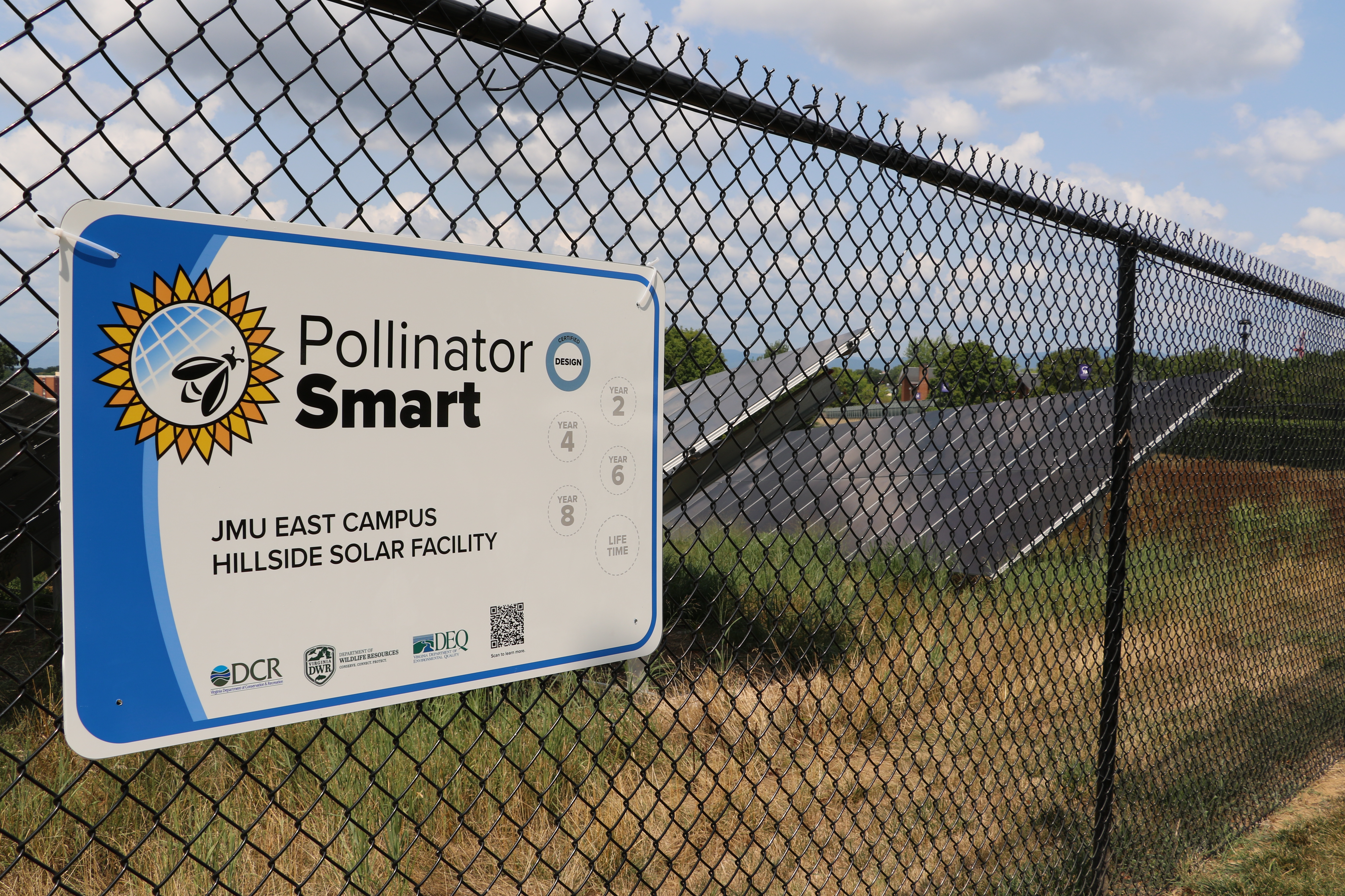 photo JMU Solar facility sign